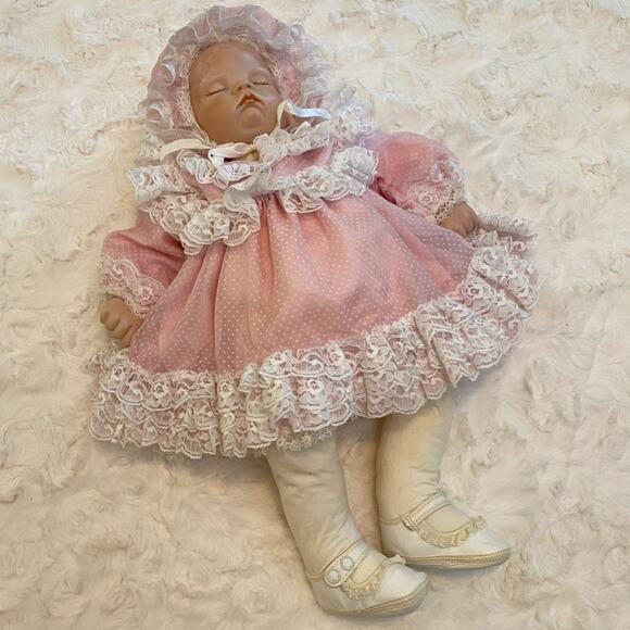 Vintage Sleeping Baby Doll Real Looking Porcelain Doll - Picture 1 of 12